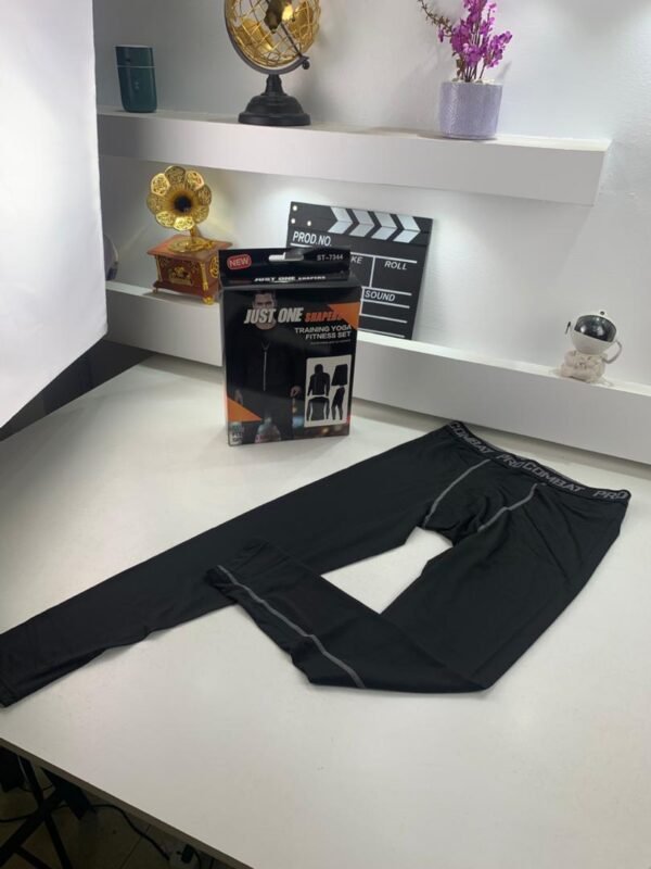 ⁦Ensemble Sport 4 en 1 Homme – Léger, Séchage Rapide, Compression et Confort⁩ - الصورة ⁦2⁩