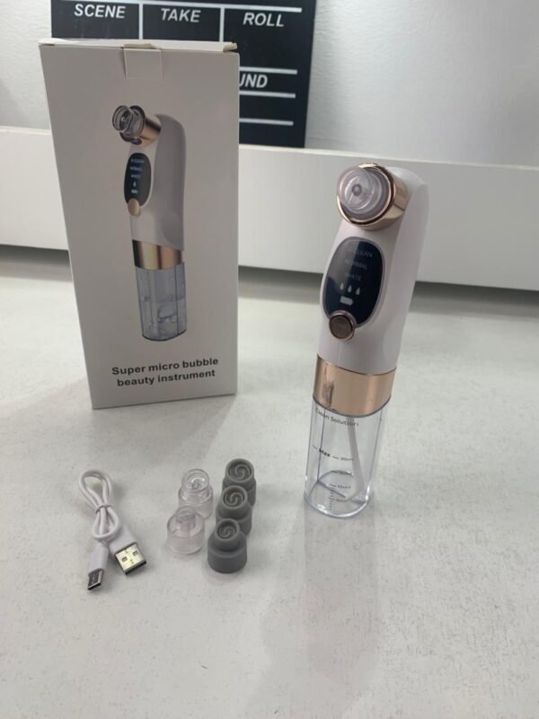 ⁦Aspirateur Points Noirs Visage à 3 Vitesses avec 6 Têtes – جهاز شفط الرؤوس السوداء⁩ - الصورة ⁦5⁩