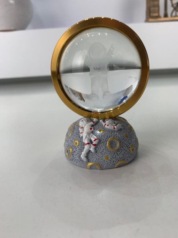 ⁦Lampe Cristal Système Solaire 3D avec LED – Globe Astronomique Décoratif⁩ - الصورة ⁦3⁩