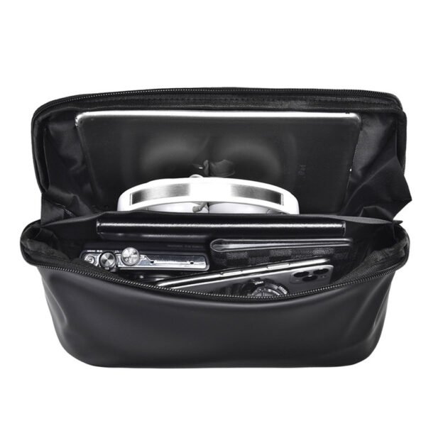 ⁦Sac Poitrine Homme Décontracté – Résistant, Léger & Moderne⁩ - الصورة ⁦3⁩