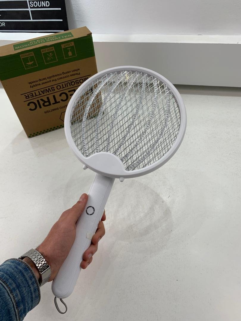 Raquette Électrique Anti-Moustique Pliable avec LED – Rechargeable 3500V - الصورة 5
