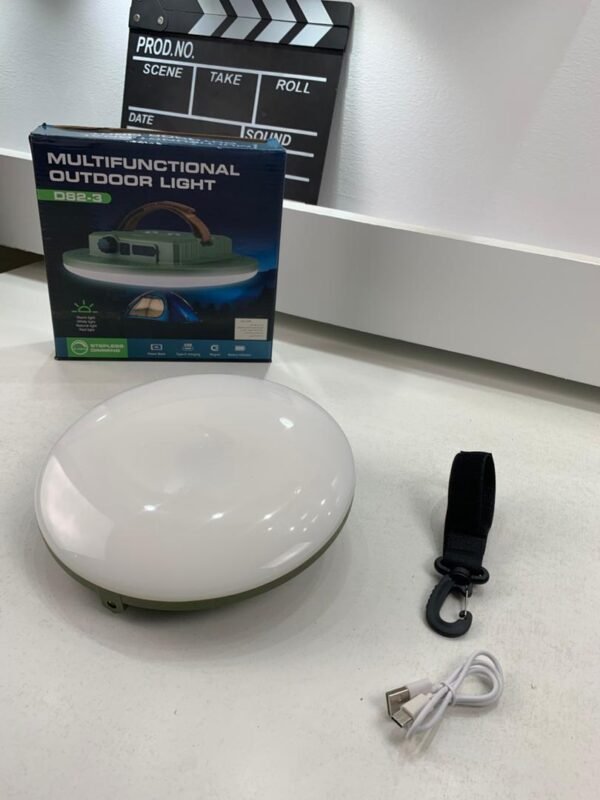 ⁦Lampe de Camping 13000mAh – 4000LM avec Power Bank مصباح تخييم قوي مع باور بانك 13000 مللي أمبير و4000 لومين⁩ - الصورة ⁦2⁩
