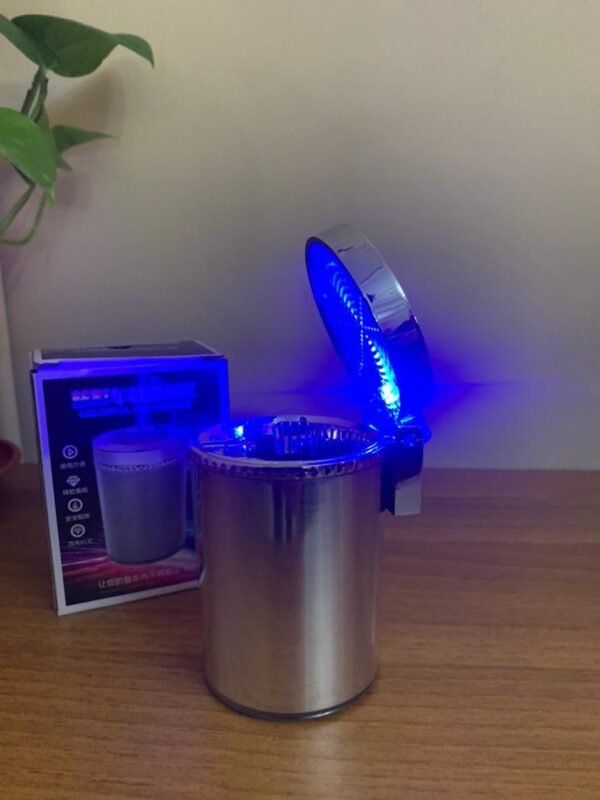 ⁦Cendrier de Voiture avec Support Amovible et Lumière LED⁩ - الصورة ⁦6⁩