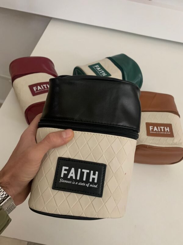 ⁦Trousse de Maquillage Compacte en Cuir – Organiseur Élégant et Polyvalent⁩ - الصورة ⁦5⁩