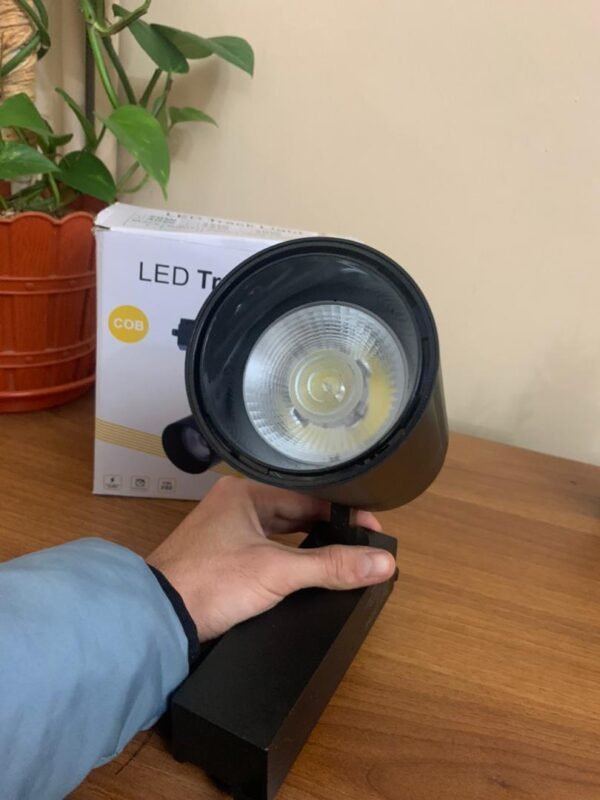 ⁦Spot LED Rail COB 40W – Éclairage Directionnel Haute Performance⁩ - الصورة ⁦5⁩