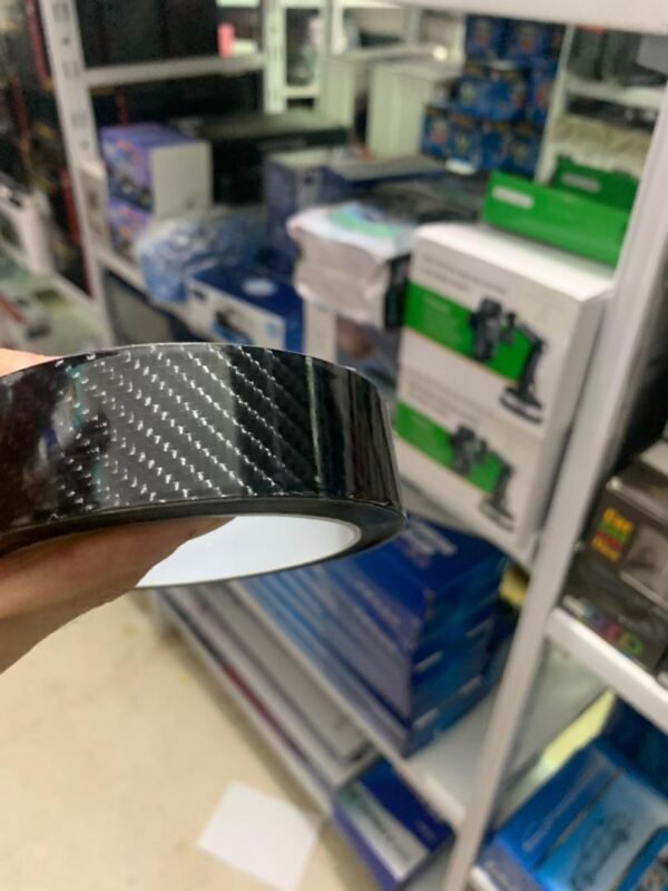 ⁦Bande de Protection Carbone Noire 10M – Antichoc & Imperméable pour Voiture⁩ - الصورة ⁦6⁩