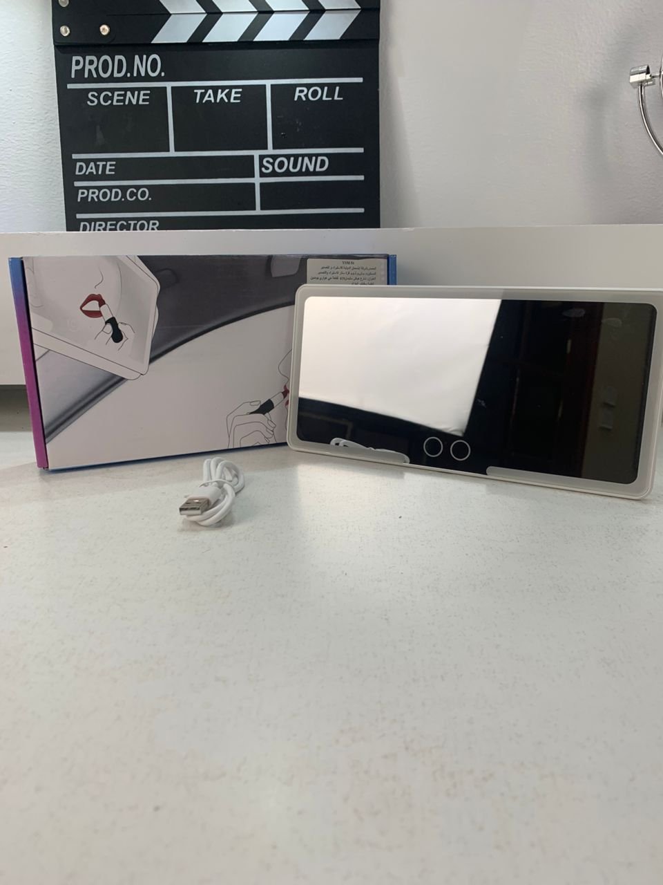 Miroir de courtoisie rechargeable à double boutons – 3 modes d’éclairage - الصورة 6