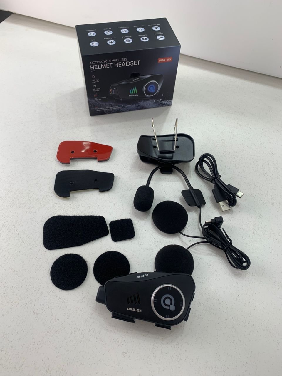 Oreillette Bluetooth pour Casque Moto avec Caméra HD Intégrée – Enregistrez et Profitez du Son en Toute Liberté - الصورة 3