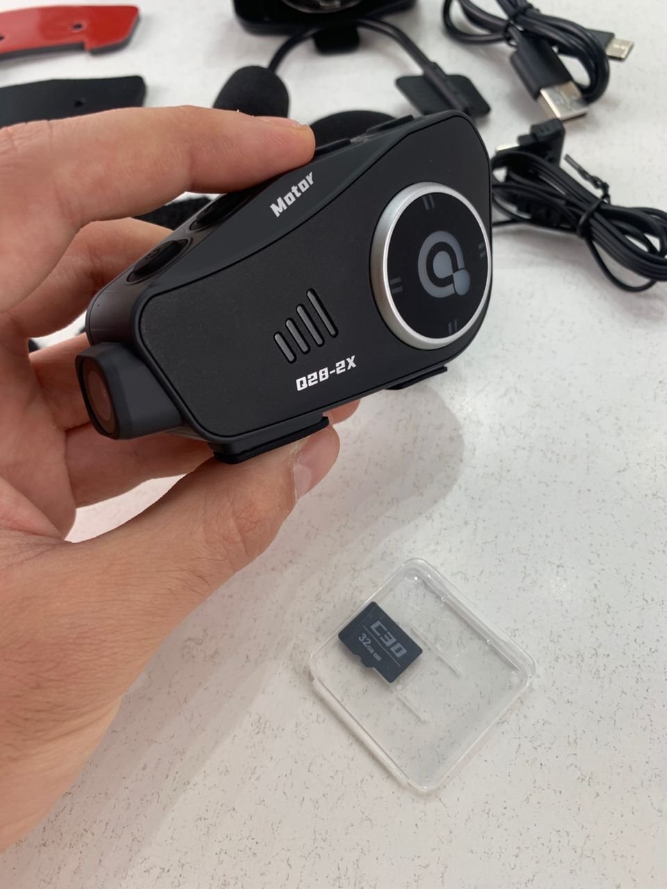 Oreillette Bluetooth pour Casque Moto avec Caméra HD Intégrée – Enregistrez et Profitez du Son en Toute Liberté - الصورة 11