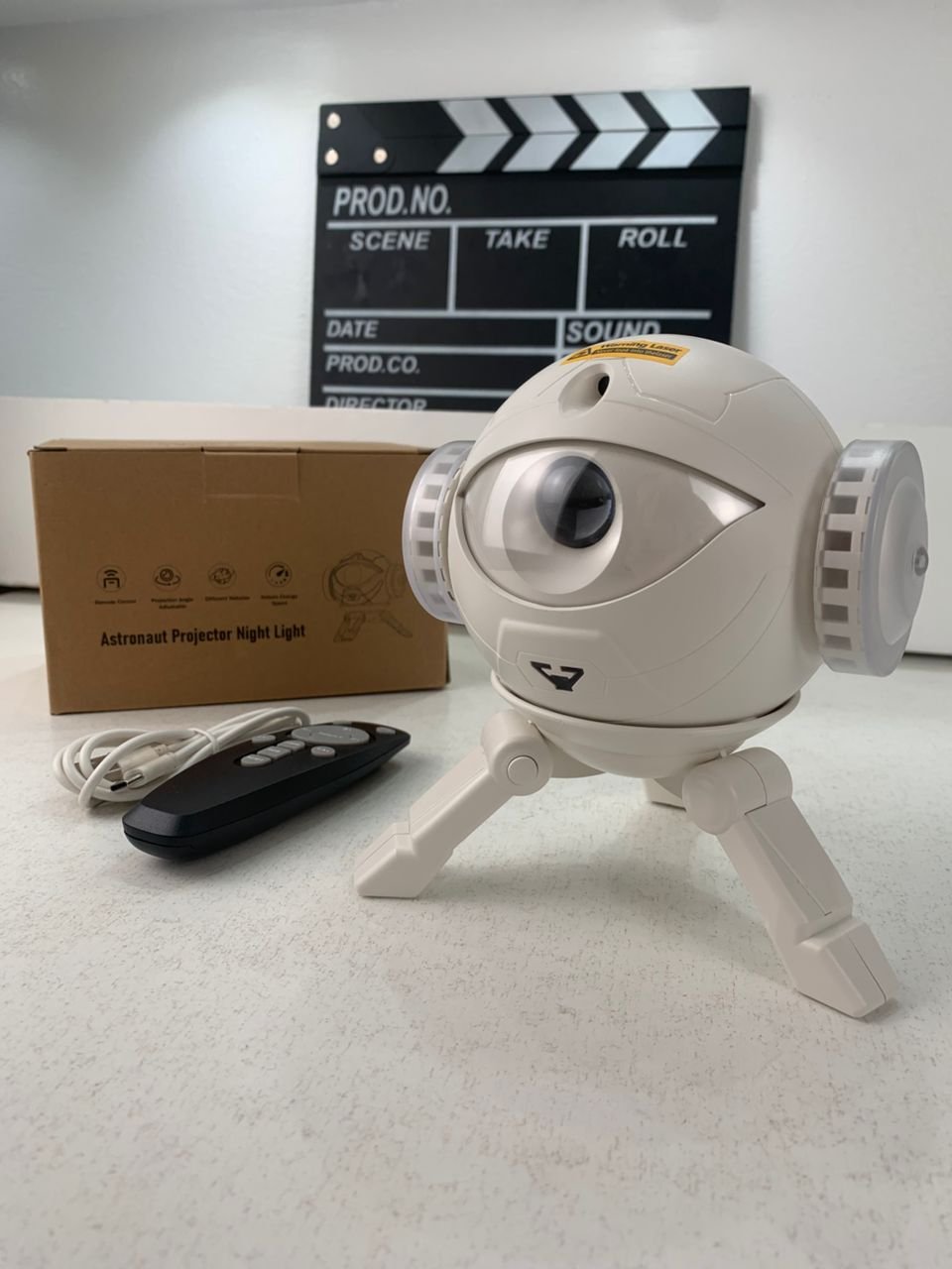 Projecteur Galaxie Astronaute réglable à 360° avec télécommande - الصورة 6