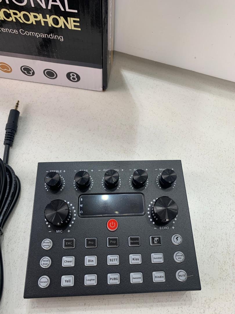 Microphone BM800 avec Carte Son V8S – Ensemble Complet pour Streaming, Chant et Enregistrement - الصورة 4