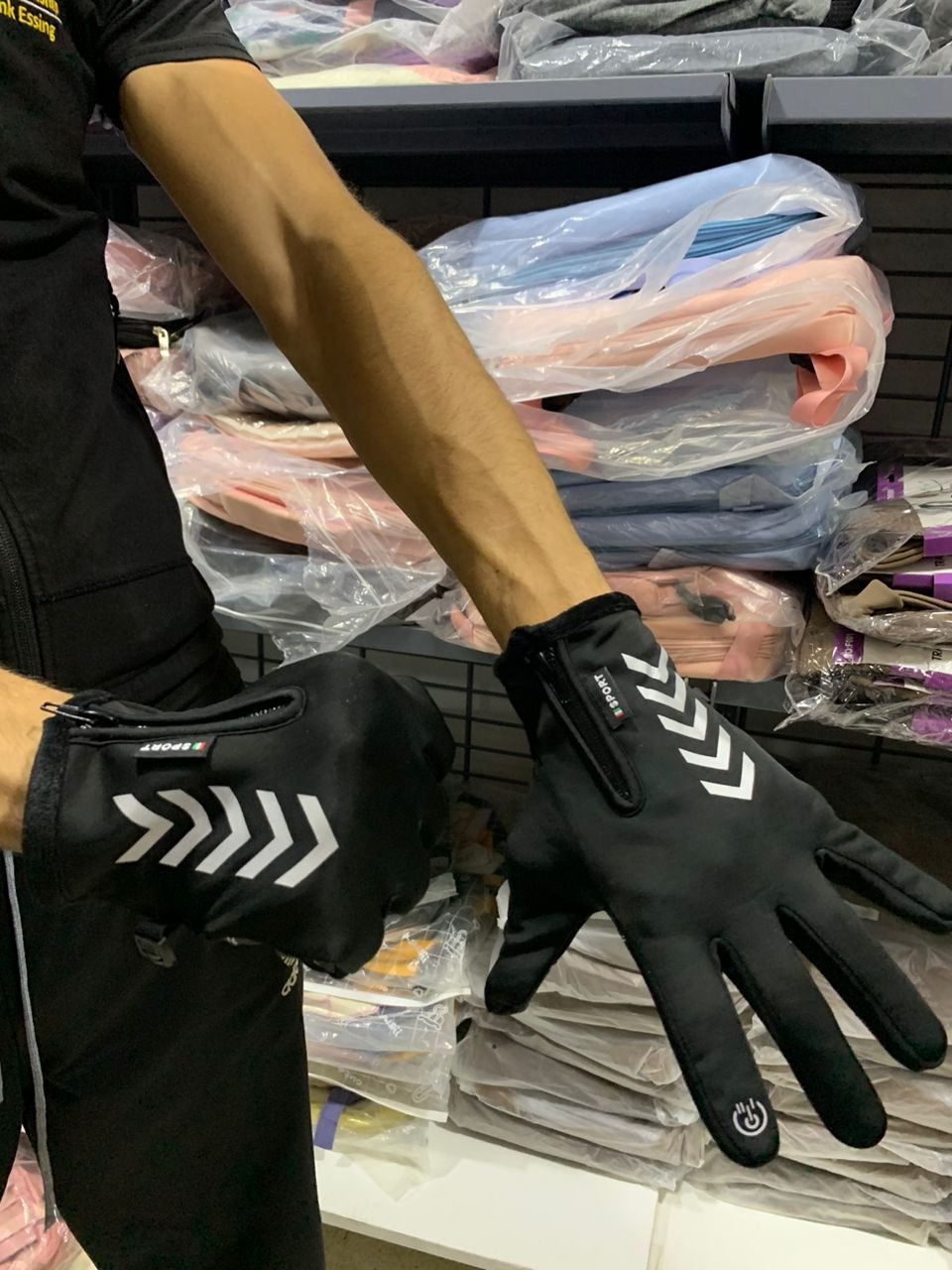 Pack d’hiver Pour Moto Combinaison Imperméable + gants thermiques + Cagoule - الصورة 3